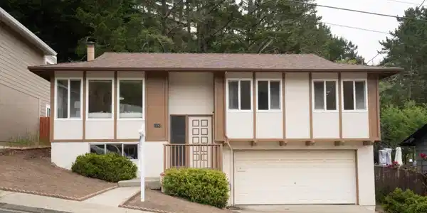 1287 Lerida Way