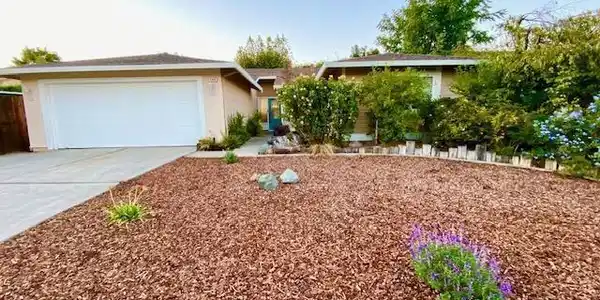 2320 Meredith Way