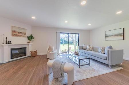 3850 Rio Road