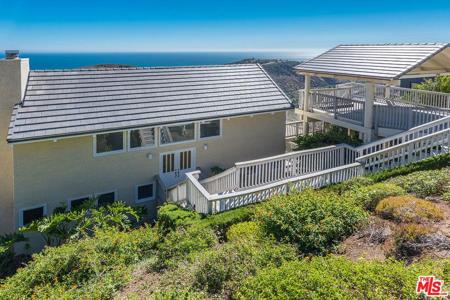 2959 Seabreeze Drive