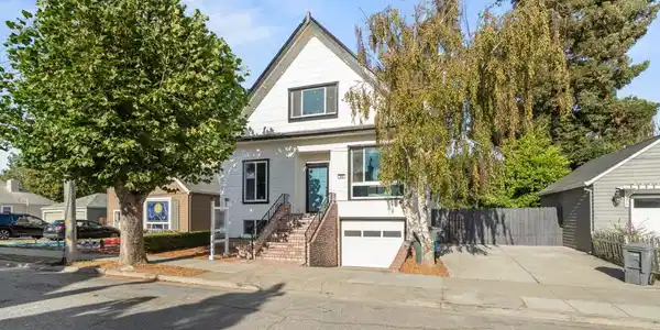 110 Poplar Avenue