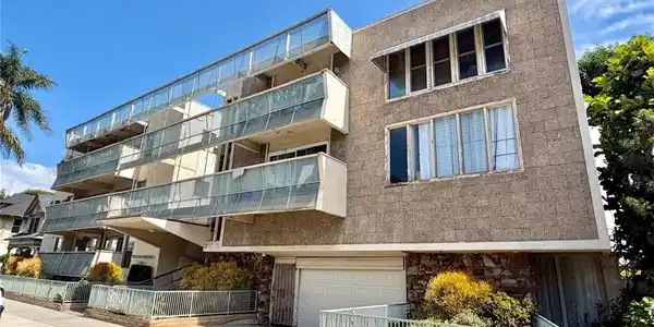 528 Cedar Boulevard
