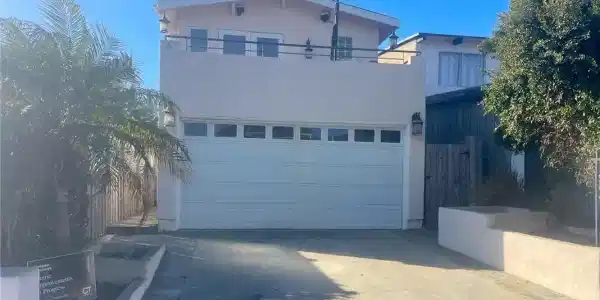 989 Miramar Street
