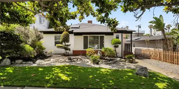 7406 W 85th Street