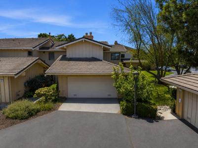 8 Calypso Lane