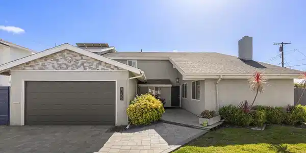 4766 MOUNT CERVIN DR.