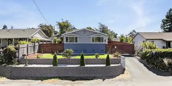 742 Alhambra Rd