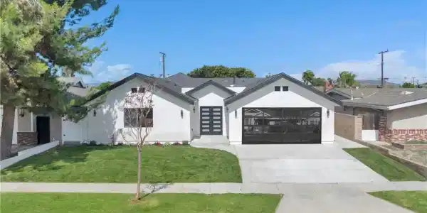 12151 Reagan