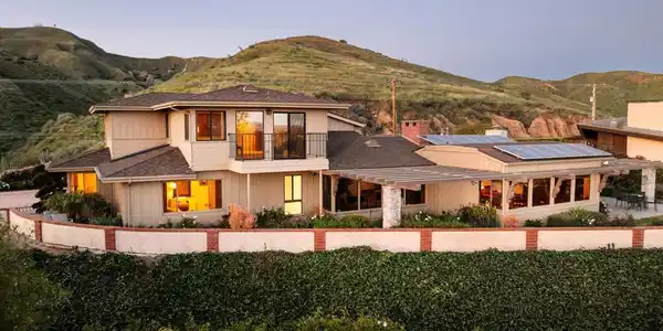 3940 Foothill Road