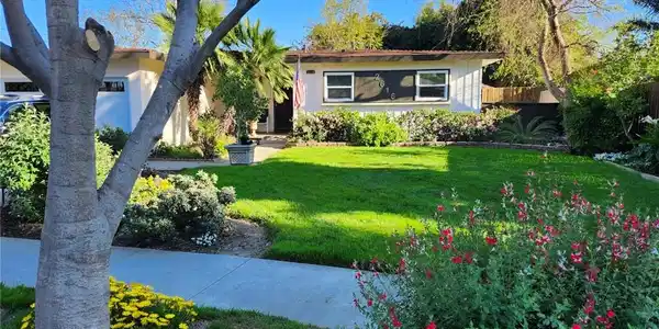 2616 Foreman Avenue