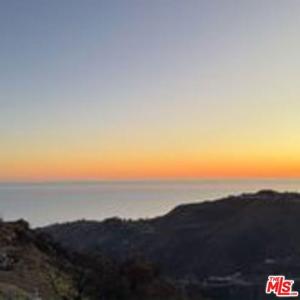 2195 E Little Las Flores Road