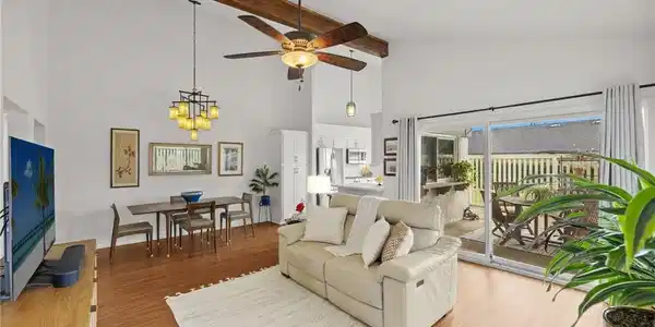415 Avenida Adobe