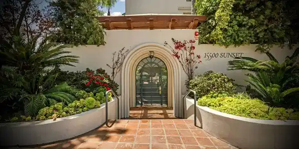 15500 W Sunset Boulevard