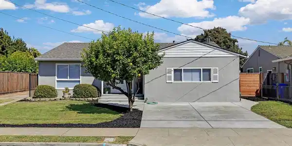 35936 Magellan Dr