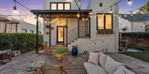 1078 Calaveras Way