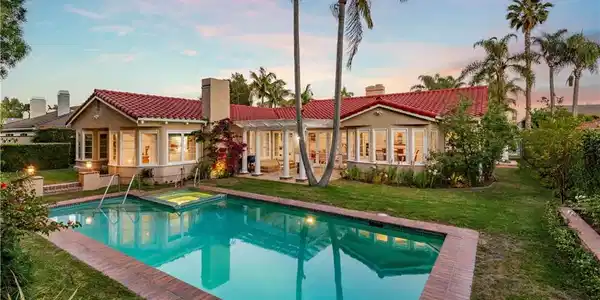 29 Santa Barbara Drive