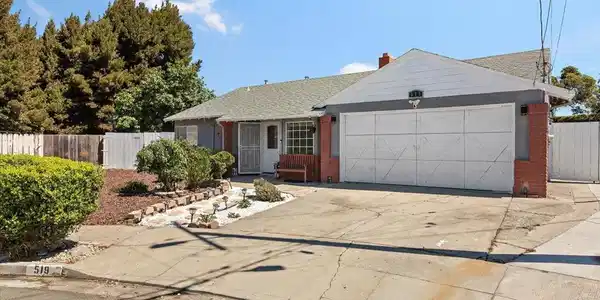 519 Longwood Court