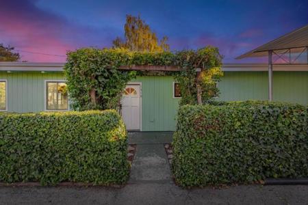 1315 El Dorado Avenue