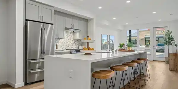 400 El Camino Real
