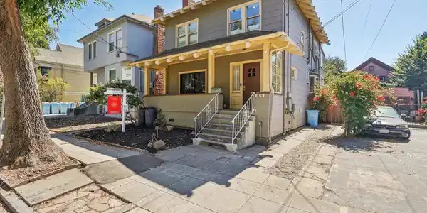 1814 Woolsey St