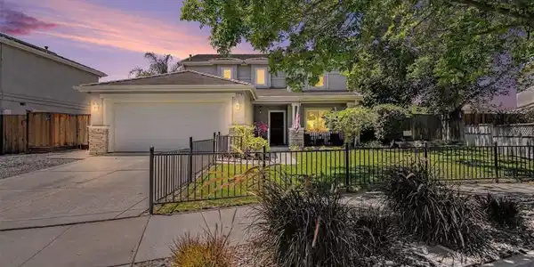 219 Brushwood Pl