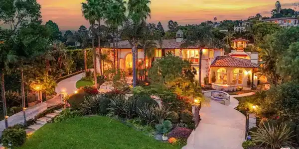 1502 Paseo La Cresta