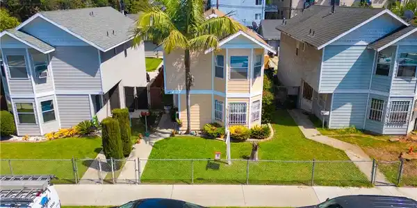348 Daisy Avenue