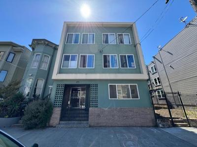 370 Bartlett Street