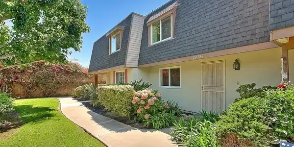 20380 Flora Lane