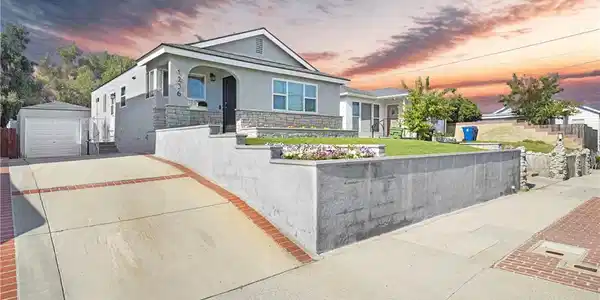 1236 W Elberon Avenue