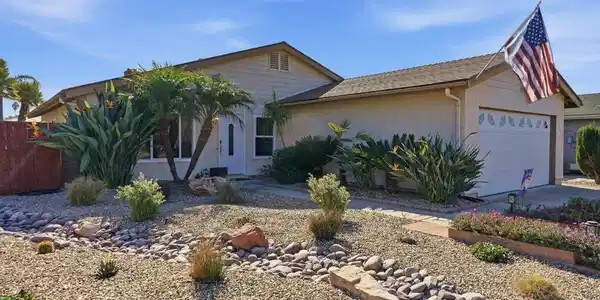 4569 Calle Del Palo