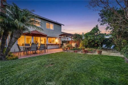 5552 Ridgebury Drive