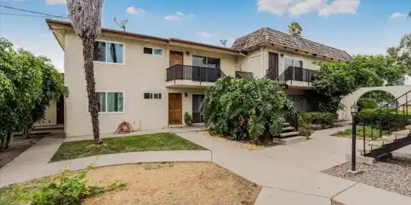 620 W Gonzales Road