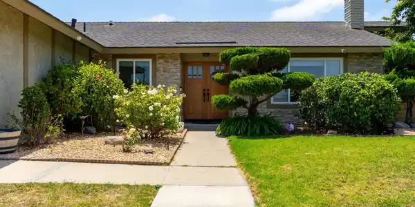 310 Foxglove Place