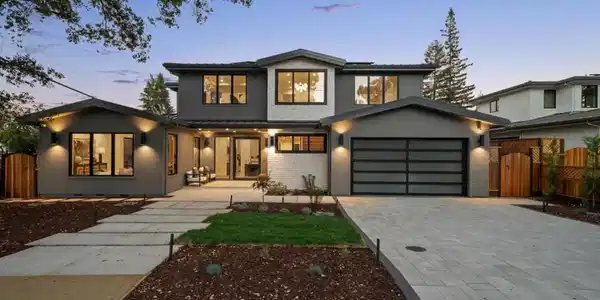 589 Cherry Avenue
