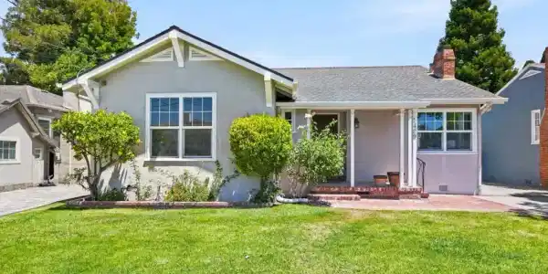 1429 Maple Street