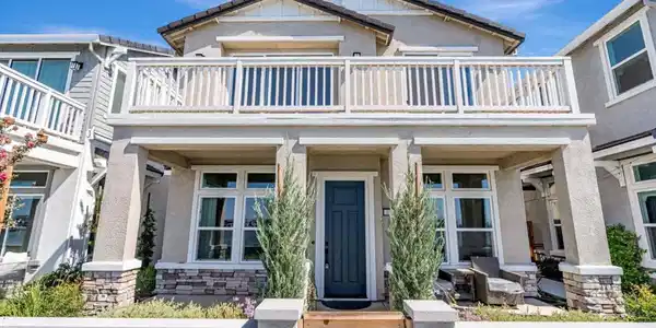 886 Freeboard Court