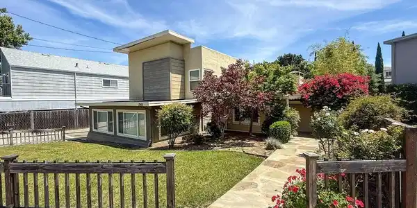 1257 Magnolia Avenue
