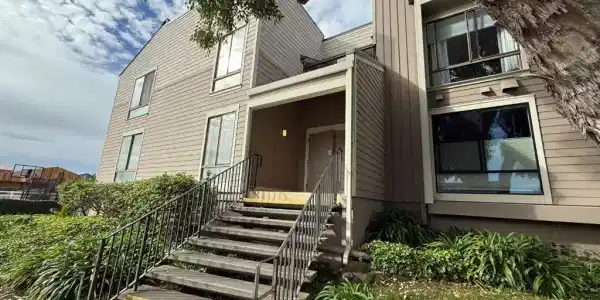 455 Pine Avenue