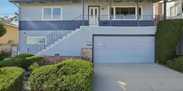 85 Edgemont Way
