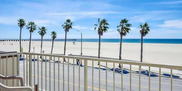 273 E Surfside Drive
