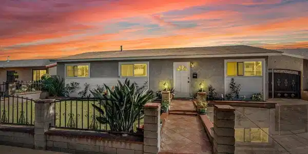 1844 Macarthur Place