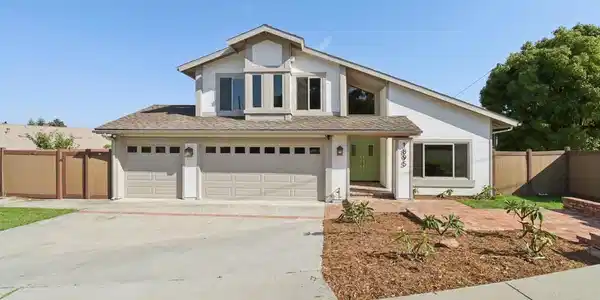 1895 Laurel Road