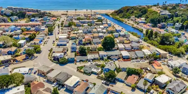 307 Treasure Island