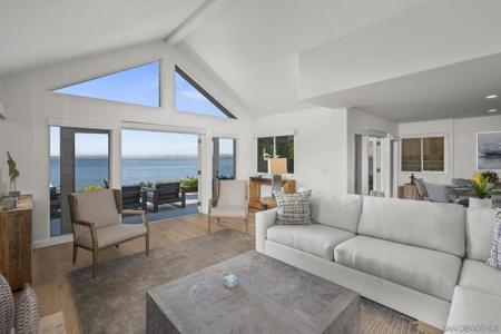55 Spinnaker Way