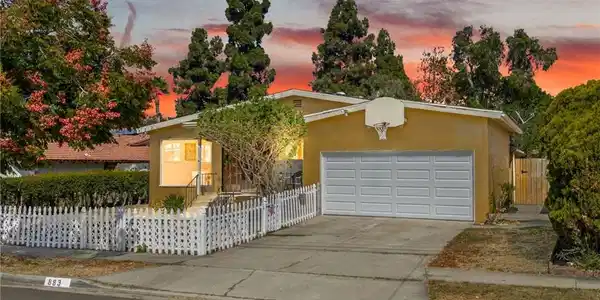 883 Monserate Ave