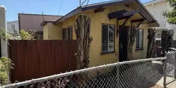 1326 S Cabrillo