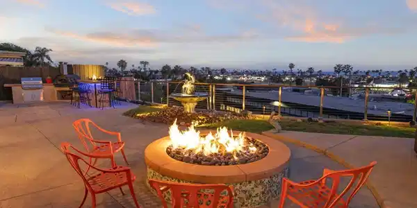 2180 Vista Del Mar Drive