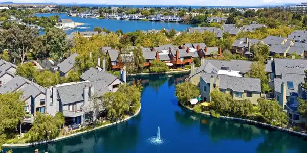 1217 Shoreline Drive