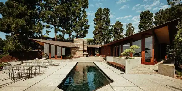 8 Sea Cove Drive